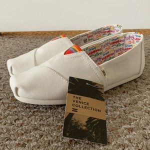 TOMS White Canvas Unity Classics